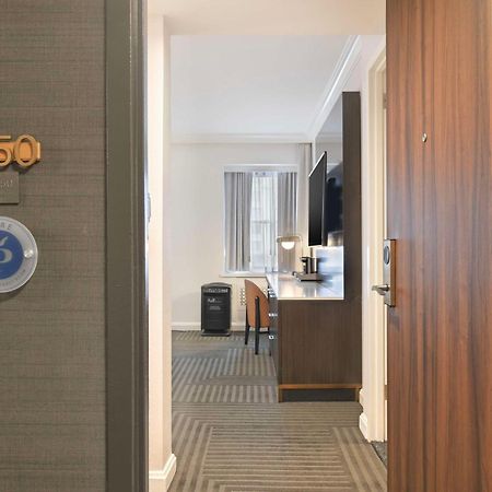 Отель Capital Hilton Вашингтон Экстерьер фото