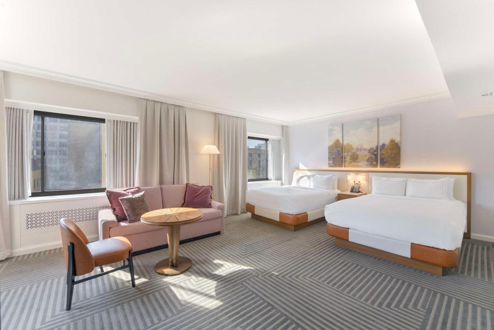 Отель Capital Hilton Вашингтон Экстерьер фото