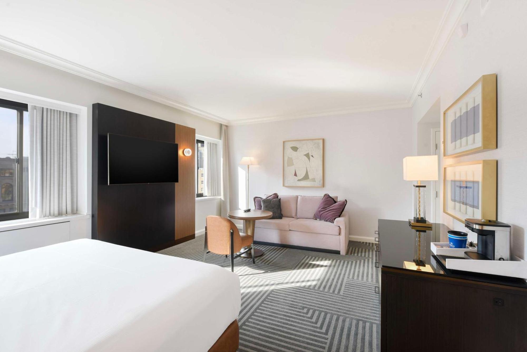 Отель Capital Hilton Вашингтон Экстерьер фото