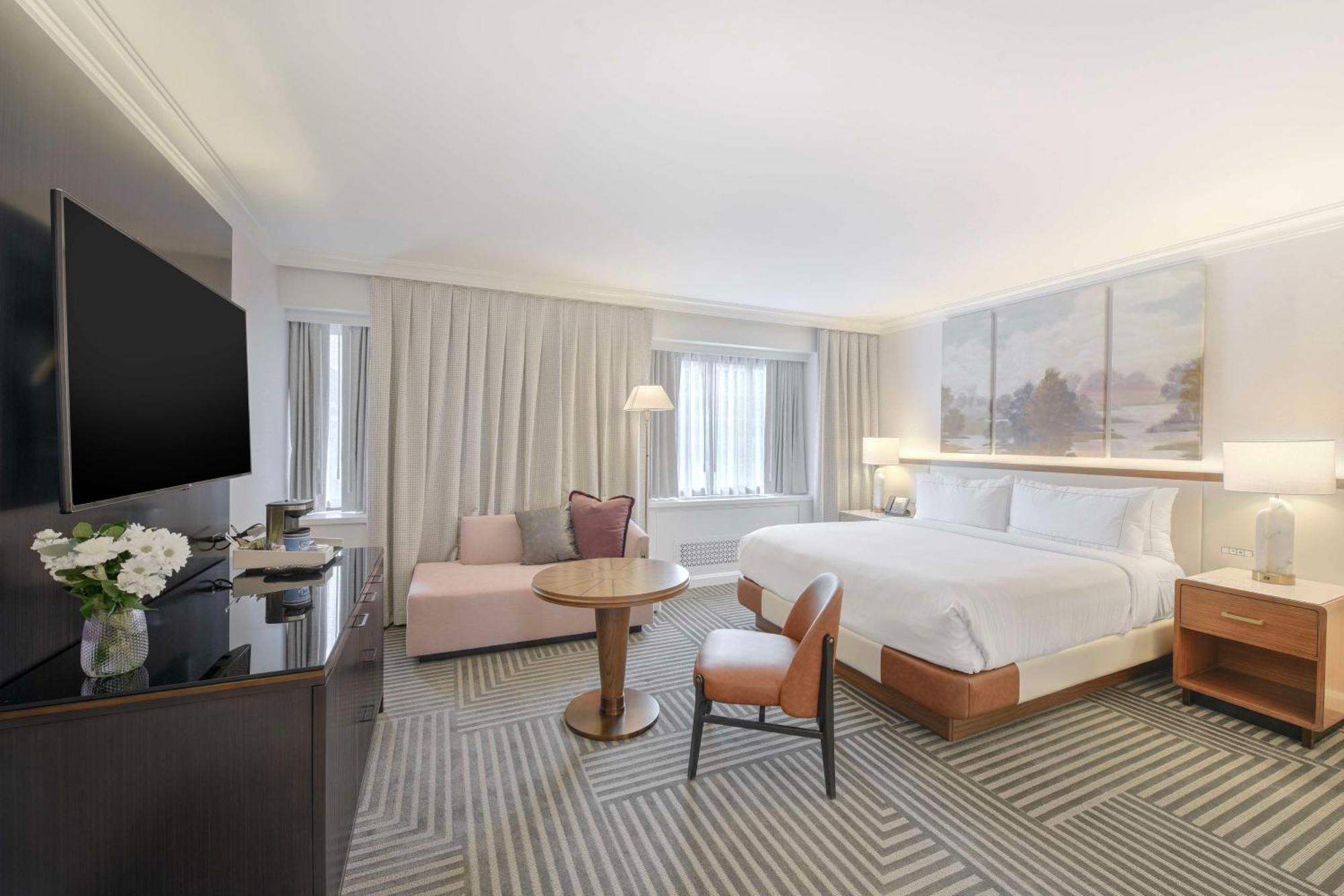 Отель Capital Hilton Вашингтон Экстерьер фото