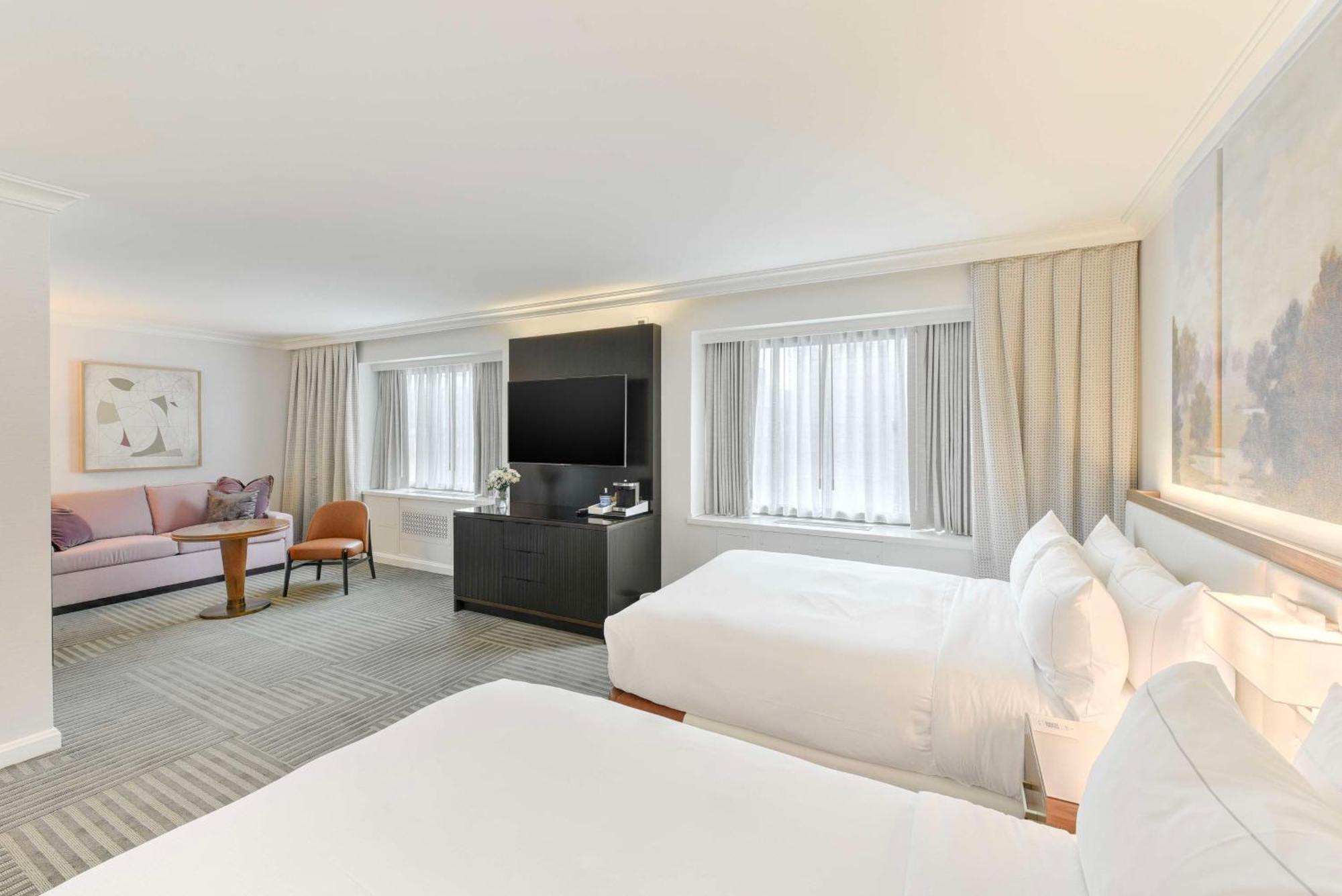 Отель Capital Hilton Вашингтон Экстерьер фото